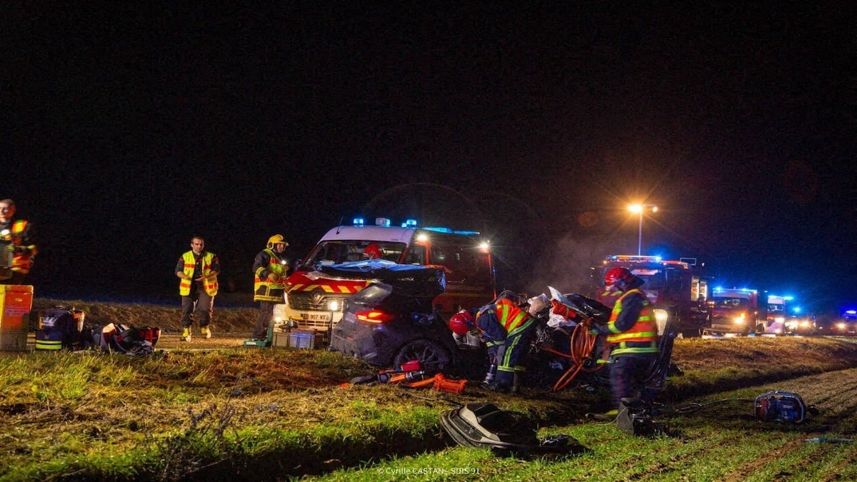 Accident fatal sur la D926 : un jeune conducteur meurt dans la nuit