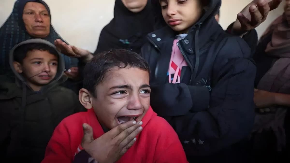 Israël effectue une descente lors d'une fête d'anniversaire d'enfants à Gaza, tuant 39 personnes lors d'une nouvelle journée de violence