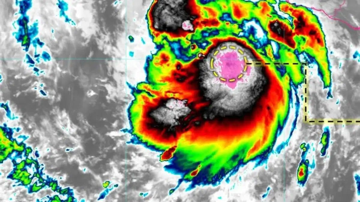 Ouragan Flossie : trajectoire passée et impacts à venir